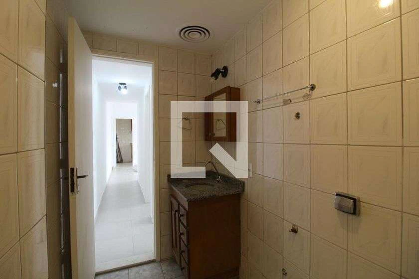 70 m² apartment on the 6th floor with a balcony — photo 2