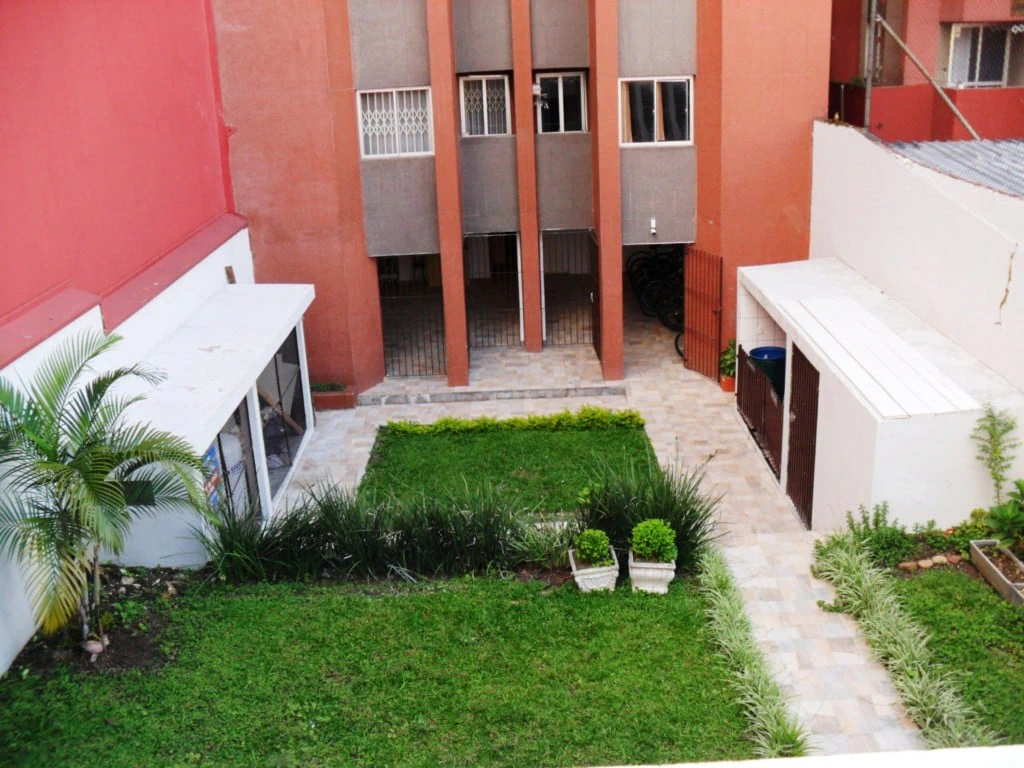 Apartamento com piso de madeira ou laminado, Centro — photo 9