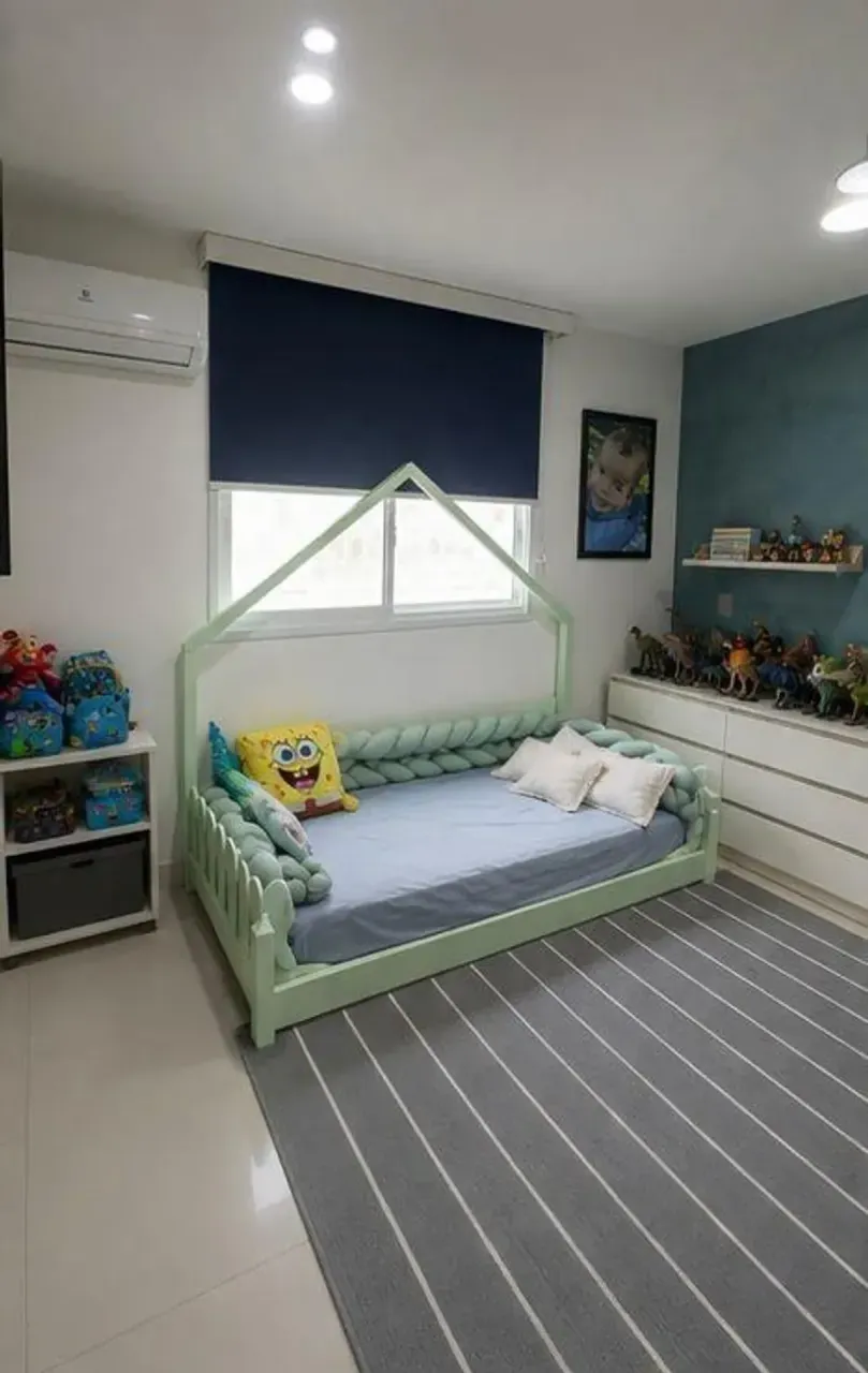 Furnished apartment with 3 bedrooms and an open-plan kitchen — photo 8