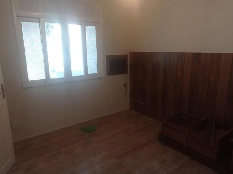Residential house with 3 bedrooms and a balcony — photo 7