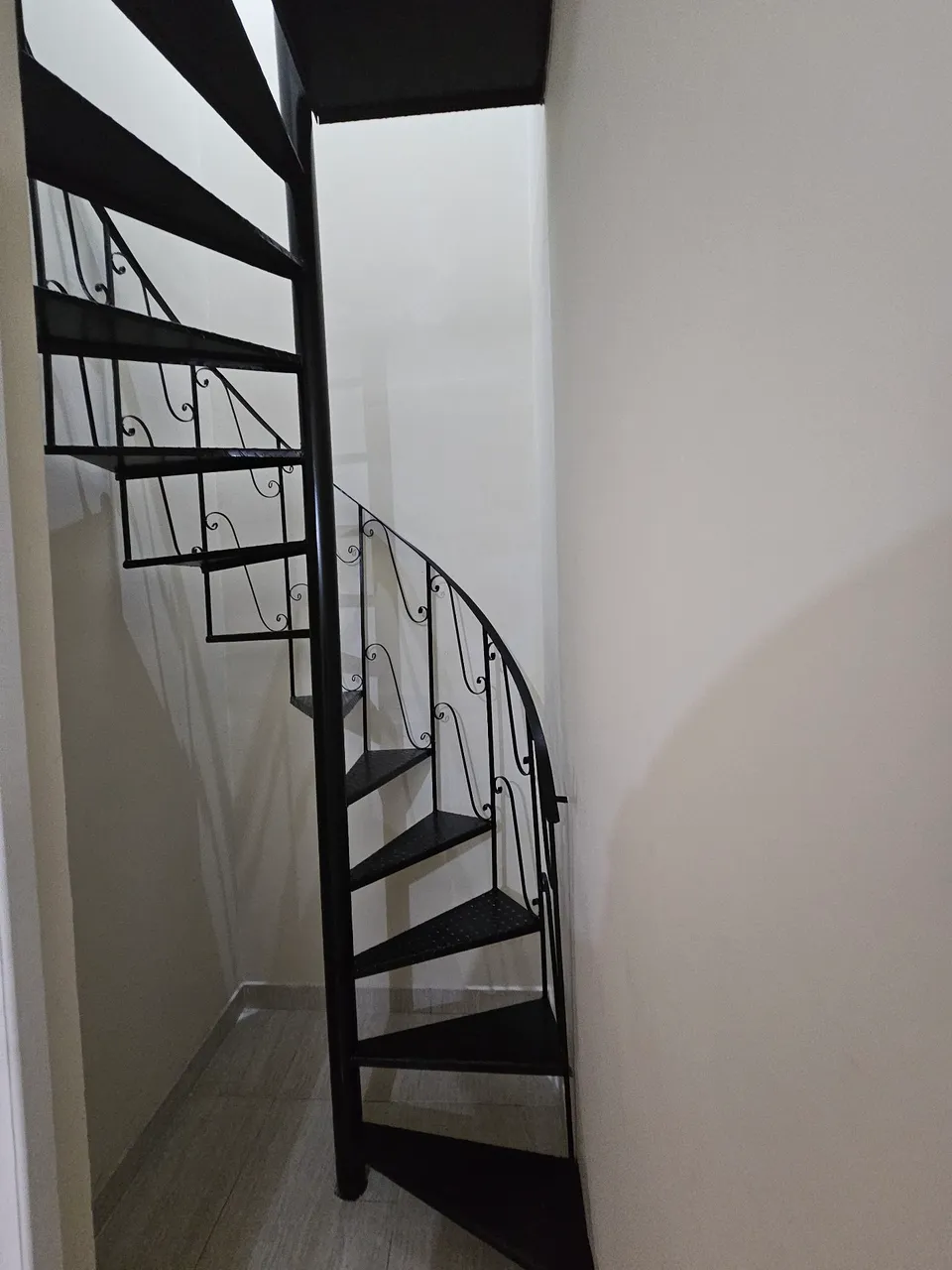 Unfurnished house with 2 bedrooms and 3 bathrooms — photo 7