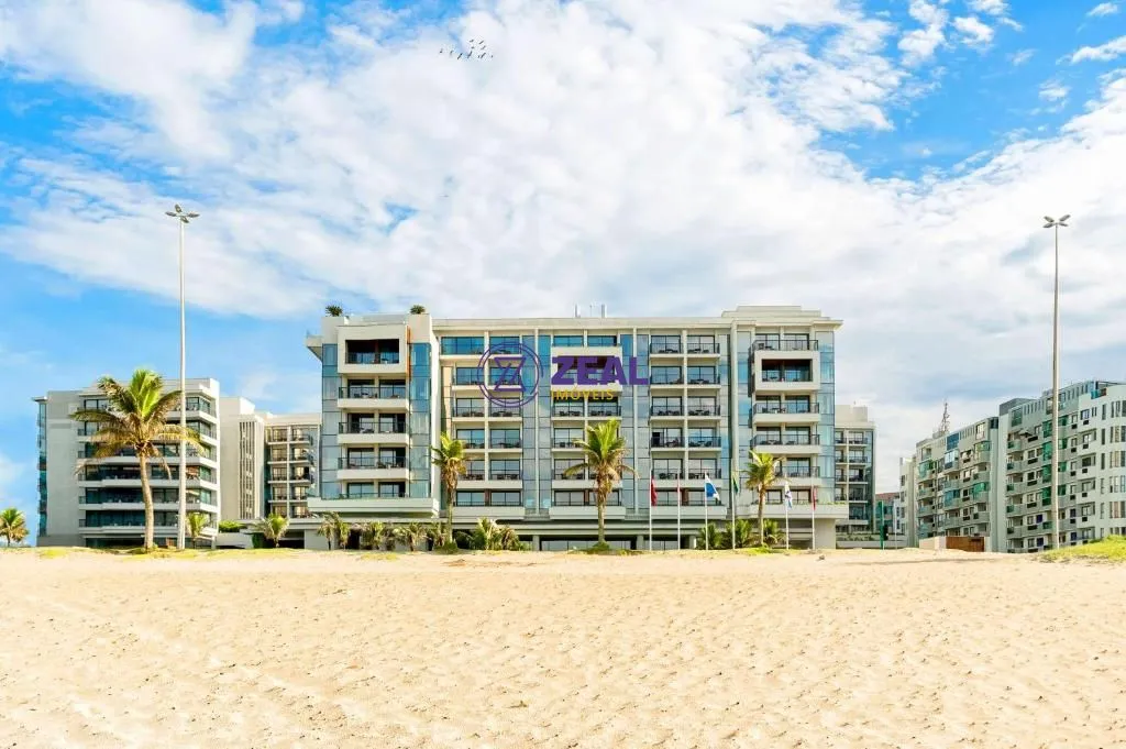 Furnished 1-bedroom apartment with water view — photo 7