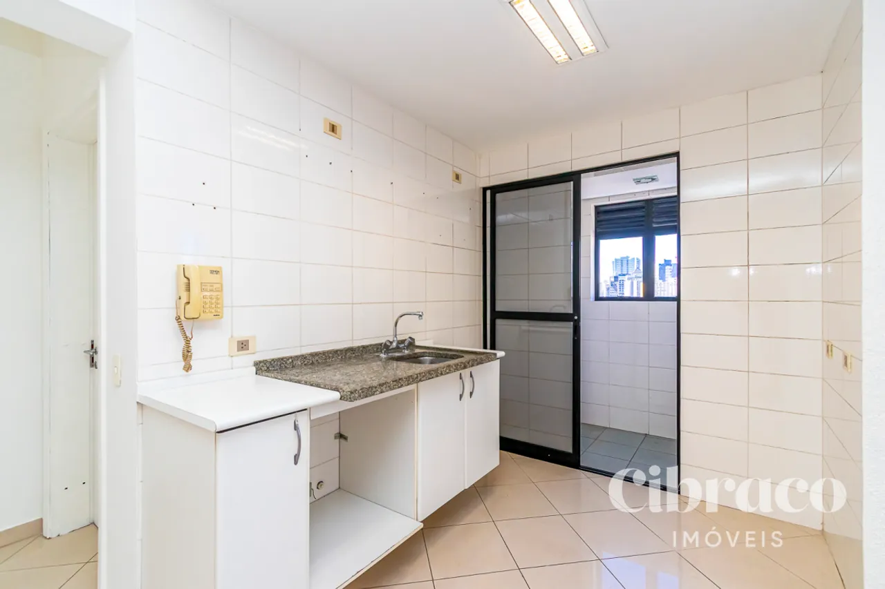 Apartamento de 1 quarto com sacada e área de serviço — photo 5