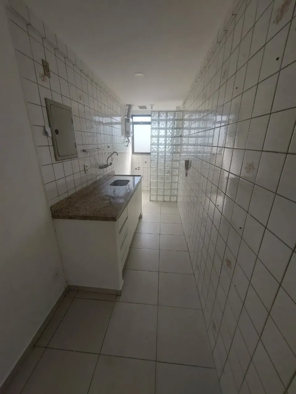 Незамебльована квартира з 2 спальнями і 2 ванними — photo 2