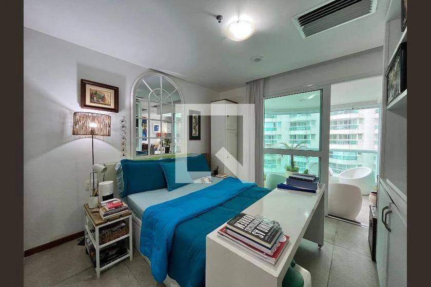 Apartamento mobiliado, 48 m², com janelas do piso ao teto — photo 12