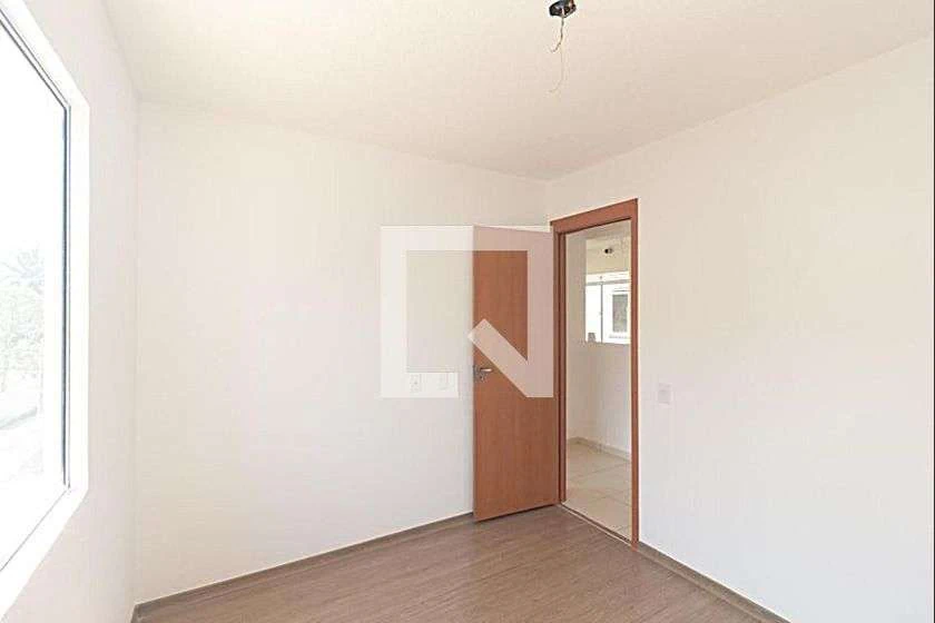 Apartamento de 2 quartos com kitchenette compacta — photo 6