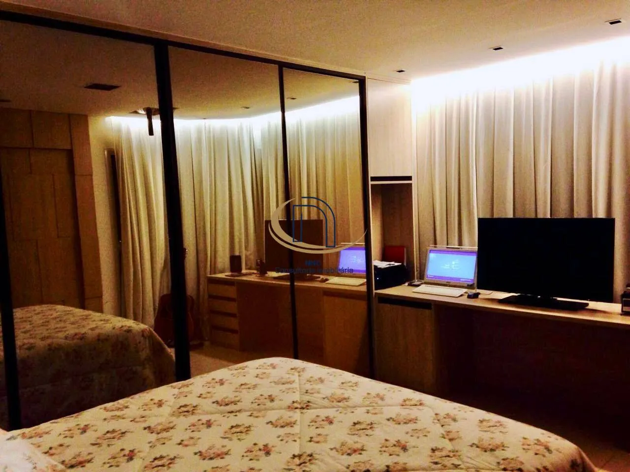 Apartment with 3 bedrooms, 5 bathrooms and 2 parking spots — photo 13