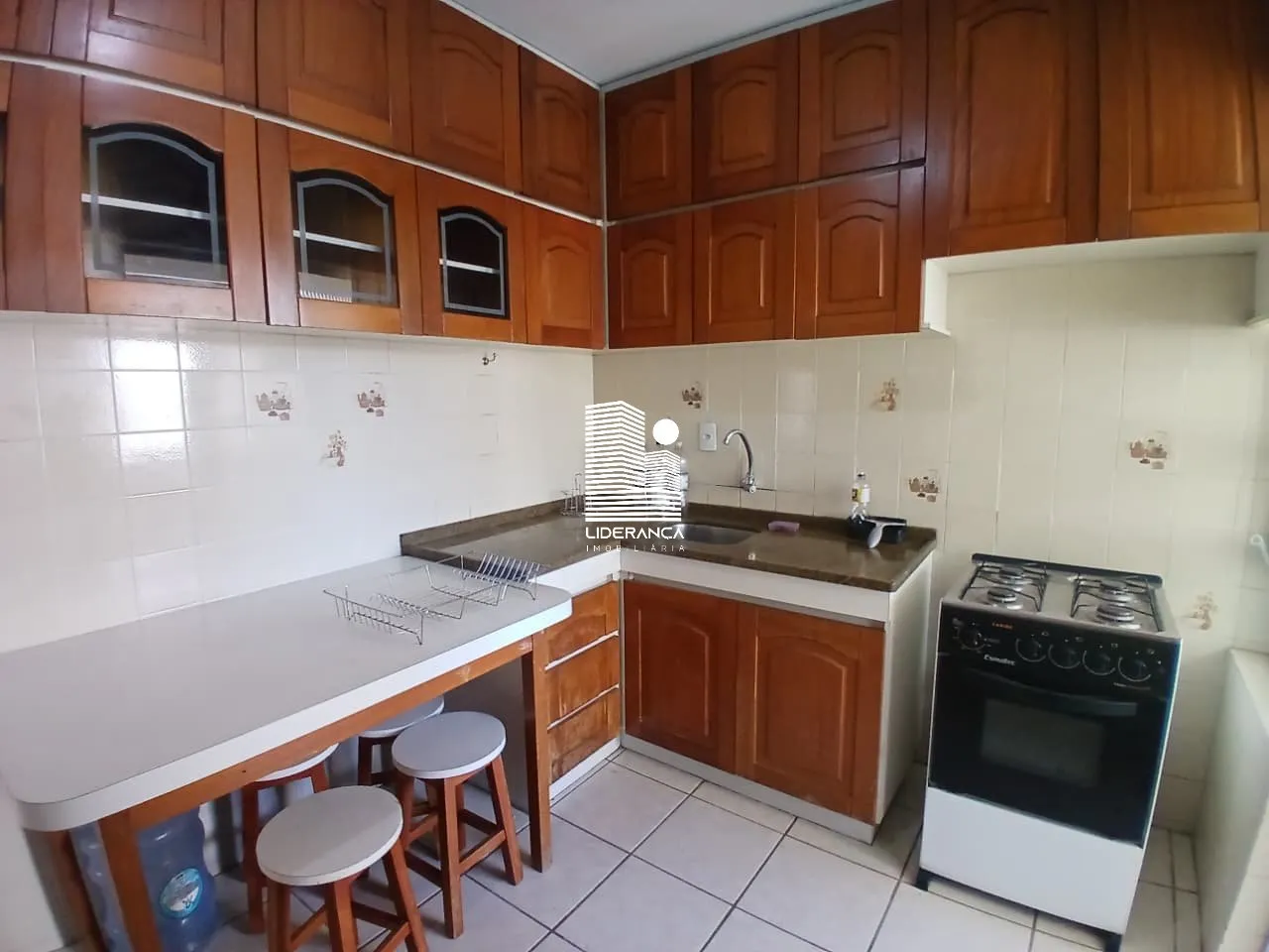 Apartamento de 3 dormitórios com cozinha a gás, 154 m² — photo 7