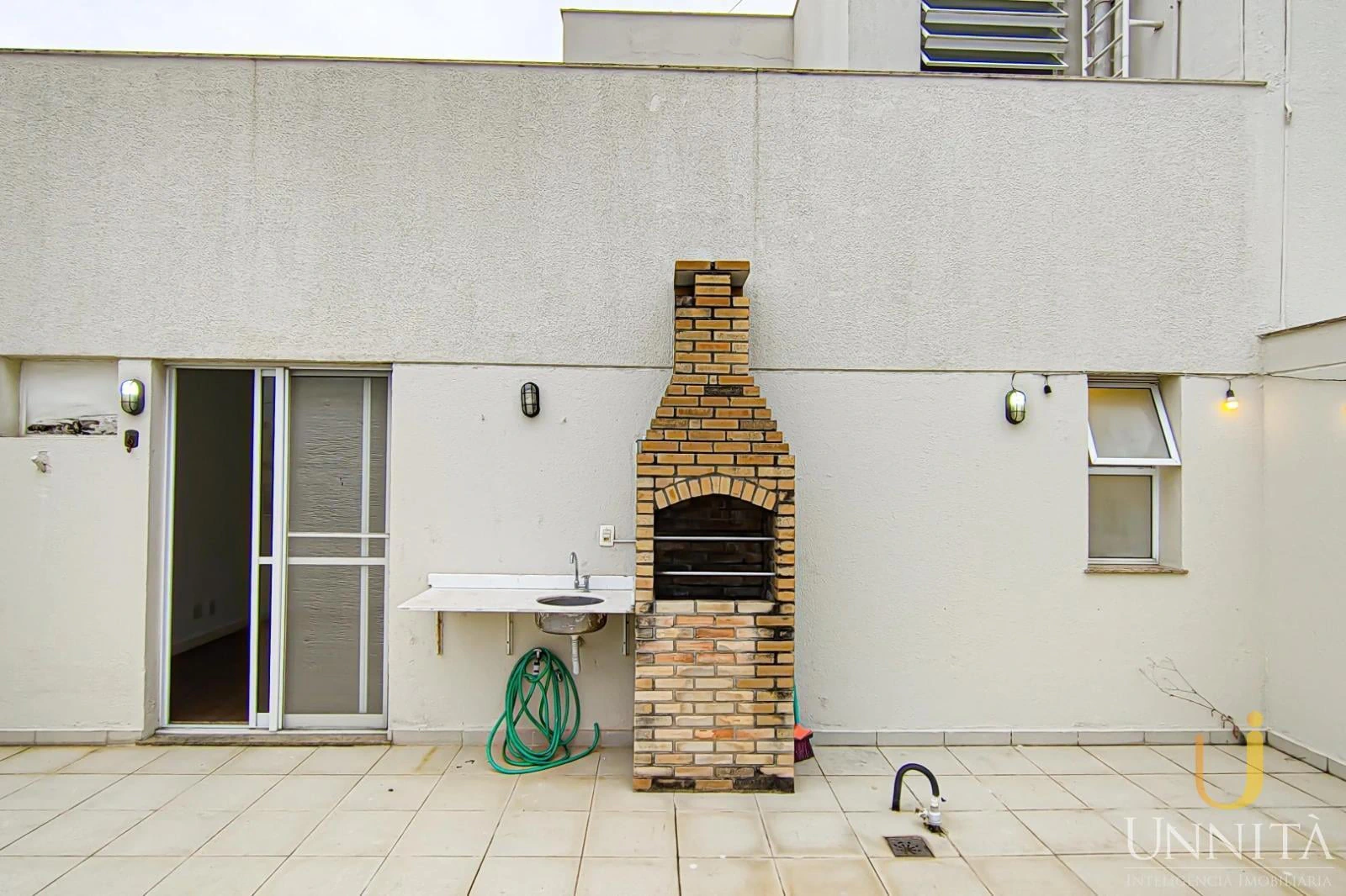Apartment, 185 m², with a grill on the balcony — photo 6