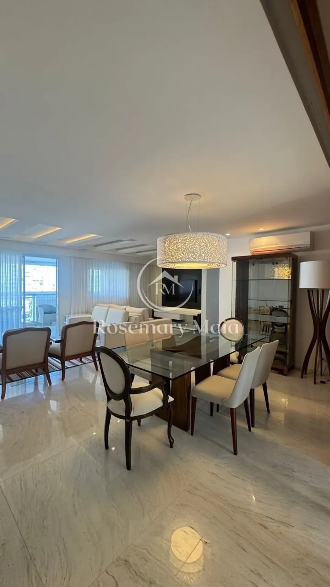 179 m² apartment with 3 bedrooms and 3 parking spaces — photo 4