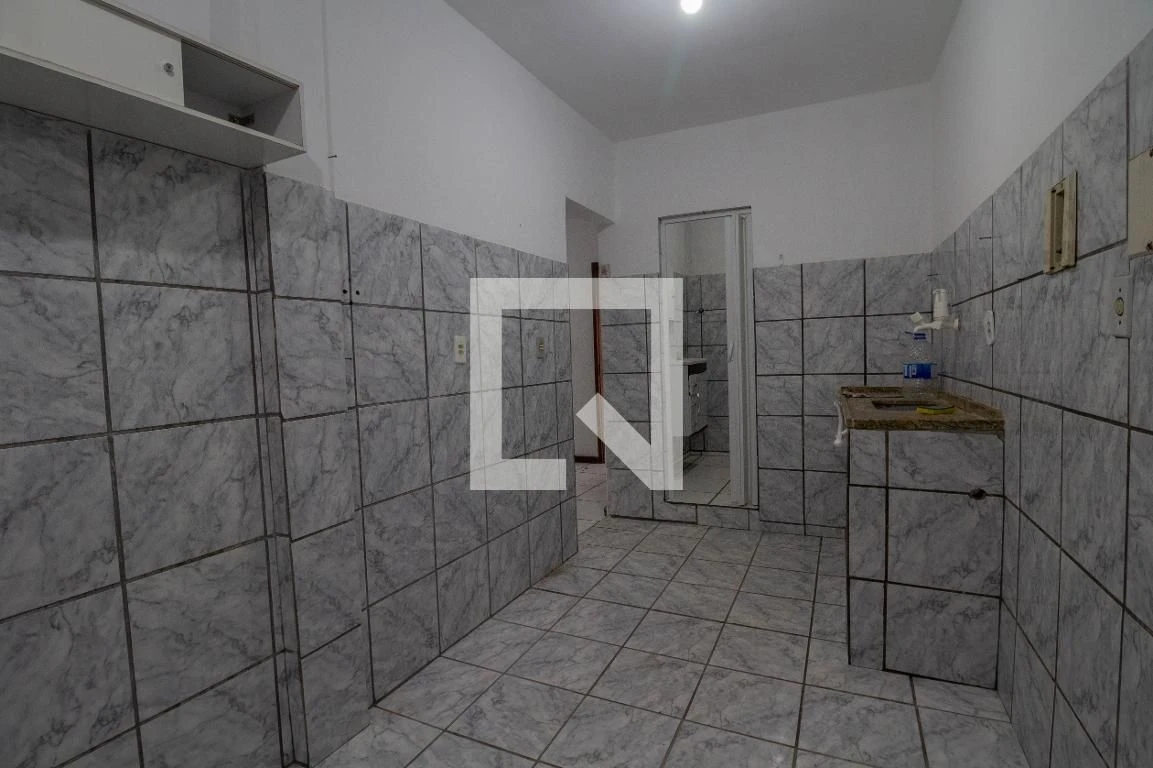Unfurnished studio with 1 bedroom and 1 bathroom — photo 11