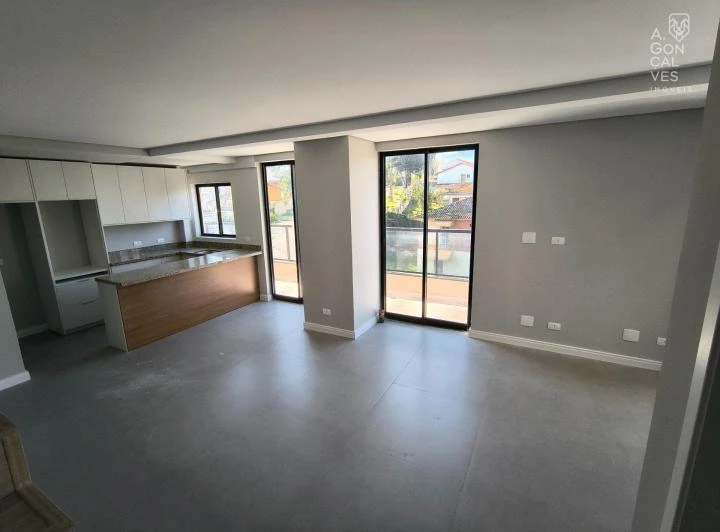 Unfurnished apartment with open kitchen and 3 parking spaces — photo 7
