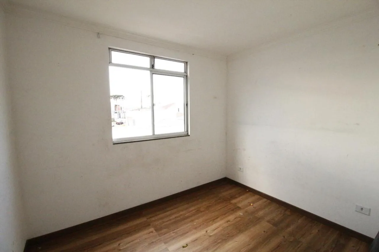 House, 46 m², with wood or laminate floors — photo 13