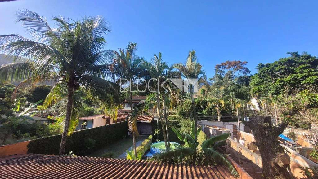 Casa de 400 m² com 3 quartos e piso em cerâmica — photo 21