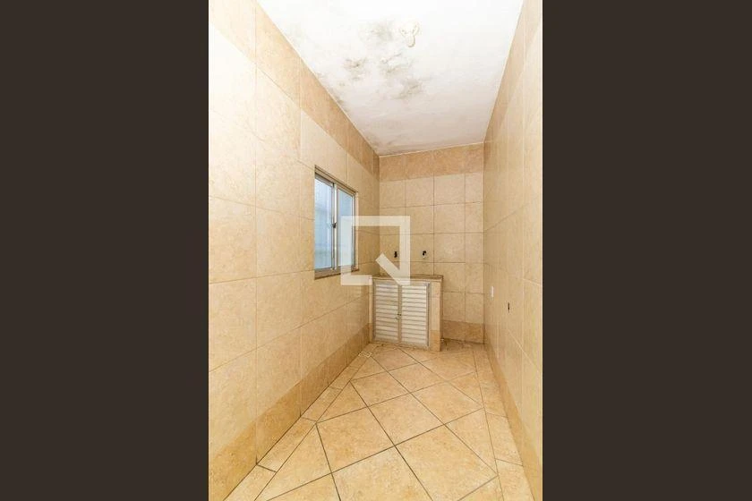 Rental house with balcony, 4 bedrooms and 120 m² — photo 22