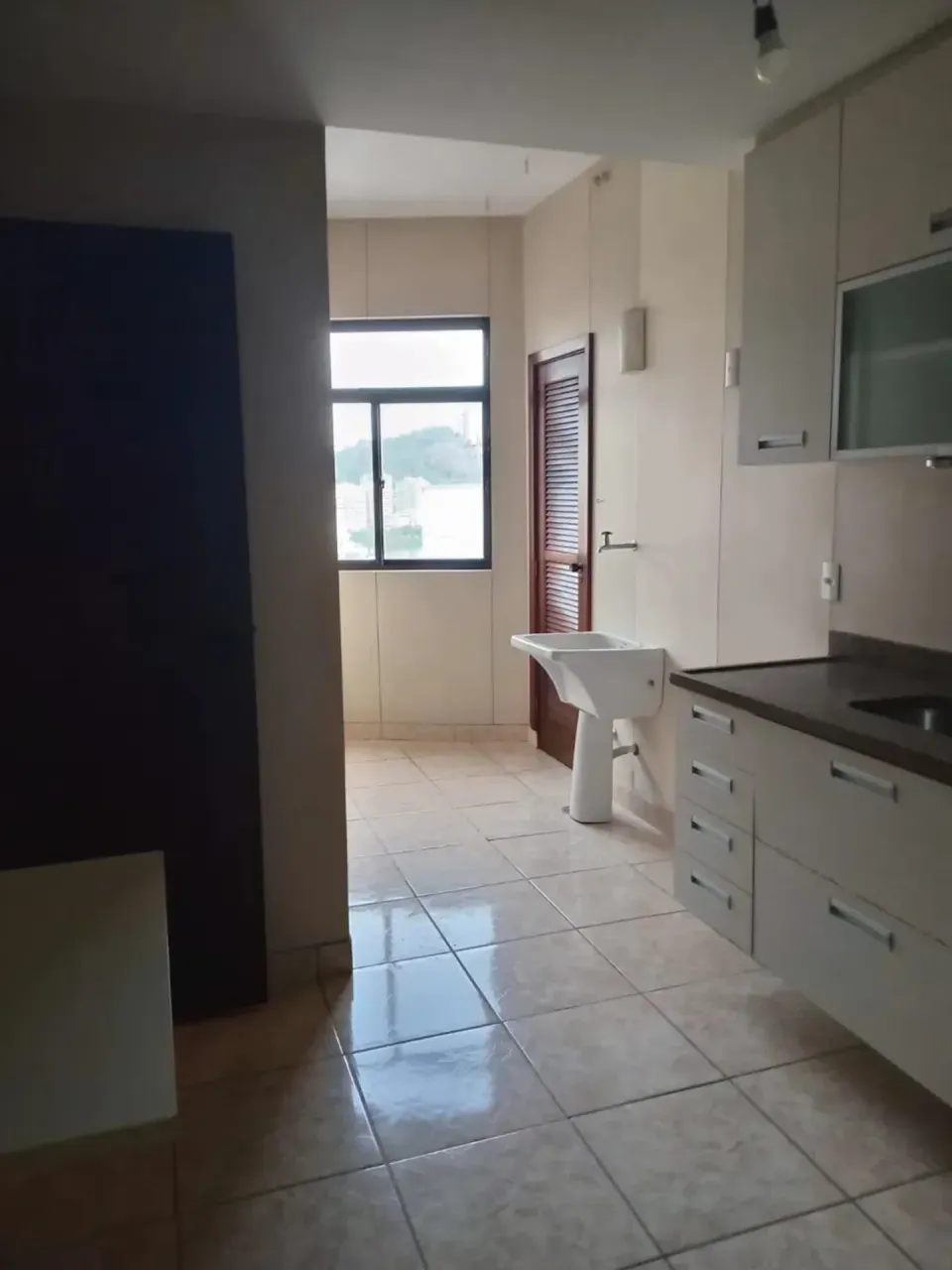 Apartamento com 2 quartos, 2 banheiros e 75 m² — photo 5