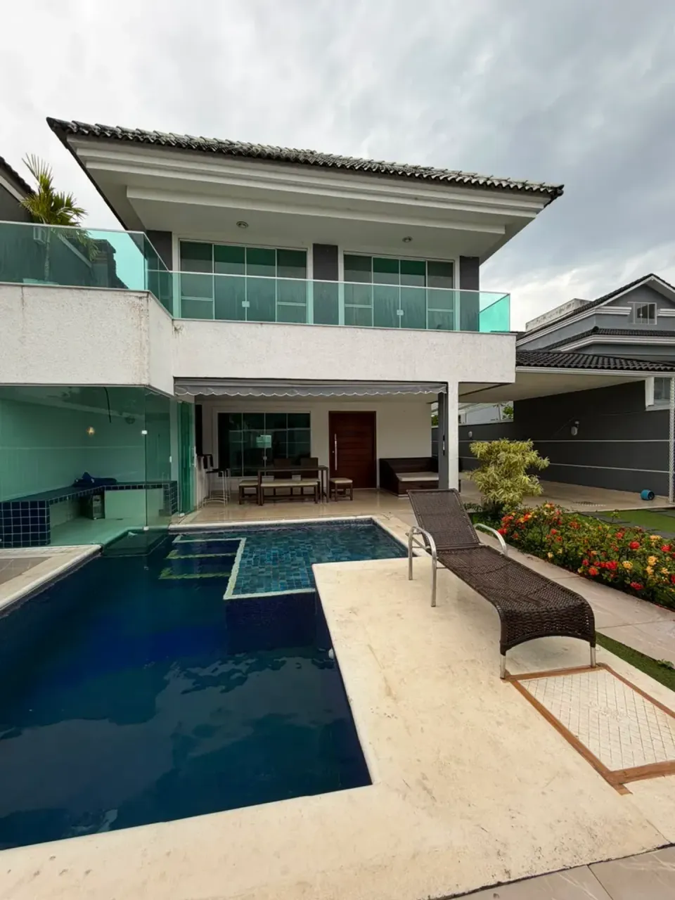 Rental house with 5 bedrooms and 5 bathrooms — photo 8