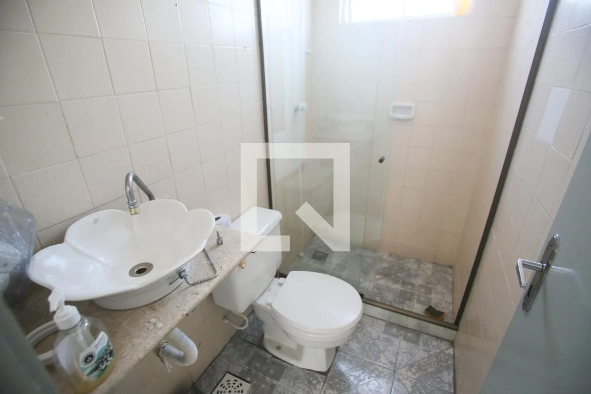 Rental apartment with 2 bedrooms and 1 bathroom — photo 14