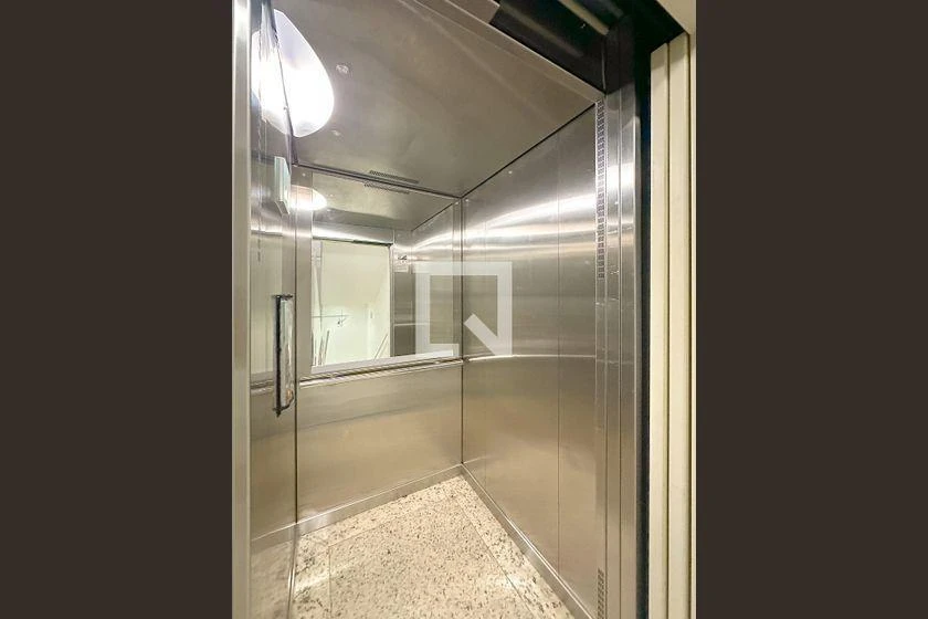 Квартира 54 м² с 1 спальней, парковкой и грилем на балконе — photo 43