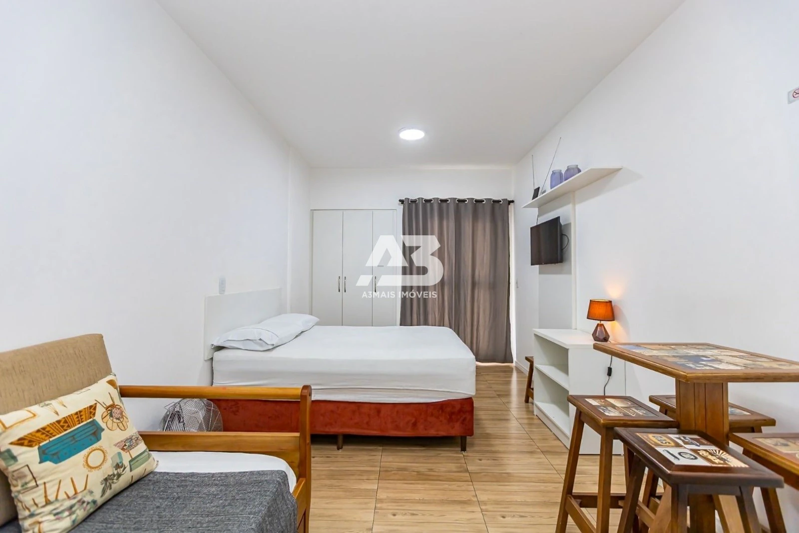 Apartamento mobiliado de 1 quarto com máquina de lavar — photo 3