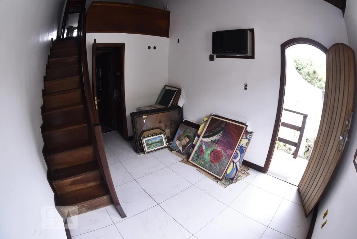 Casa com 4 quartos e 6 banheiros, com cozinha independente — photo 97