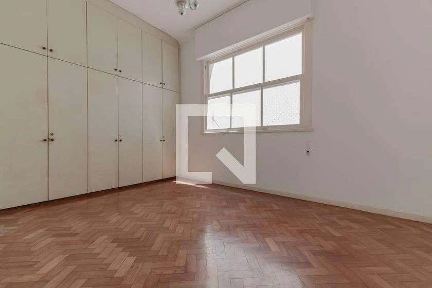 Rental apartment with 3 bedrooms, 160 m² and balcony — photo 20