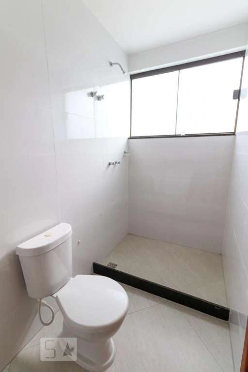 Casa mobiliada de 250 m² com 4 quartos e churrasqueira na varanda — photo 18