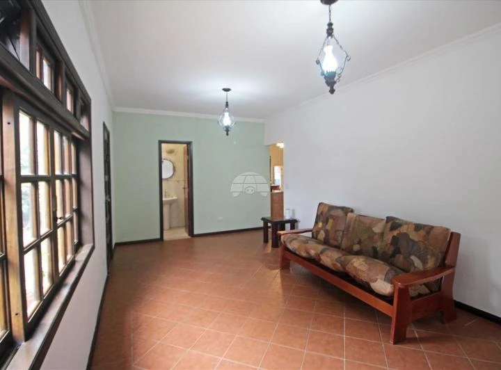 Furnished 231 m² house with 4 bedrooms and 3 baths