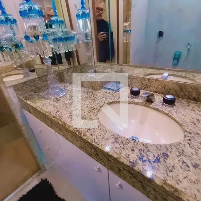 Apartamento mobiliado com 2 quartos e 3 banheiros — photo 24