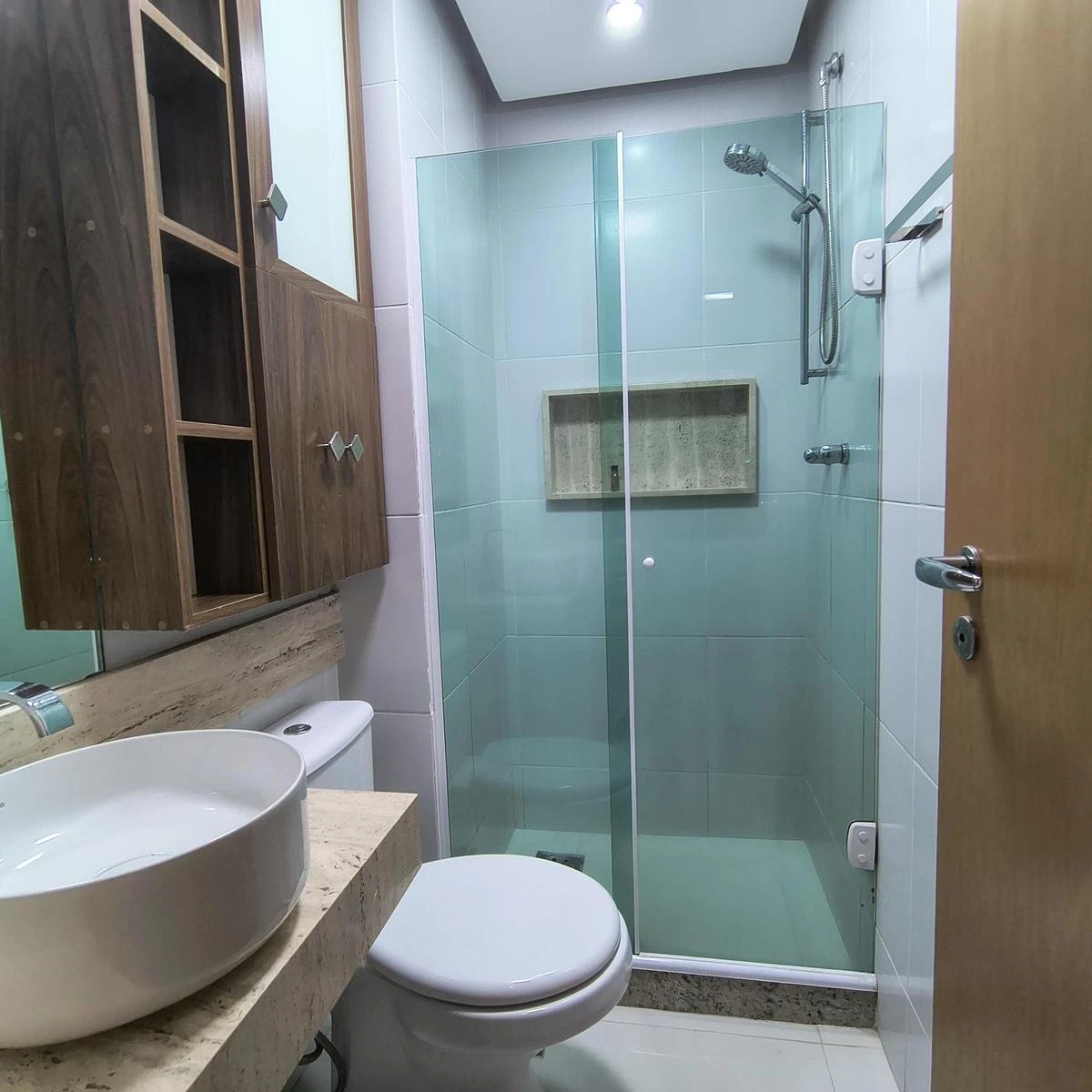 72 m² apartment with a balcony and built-in storage — photo 5