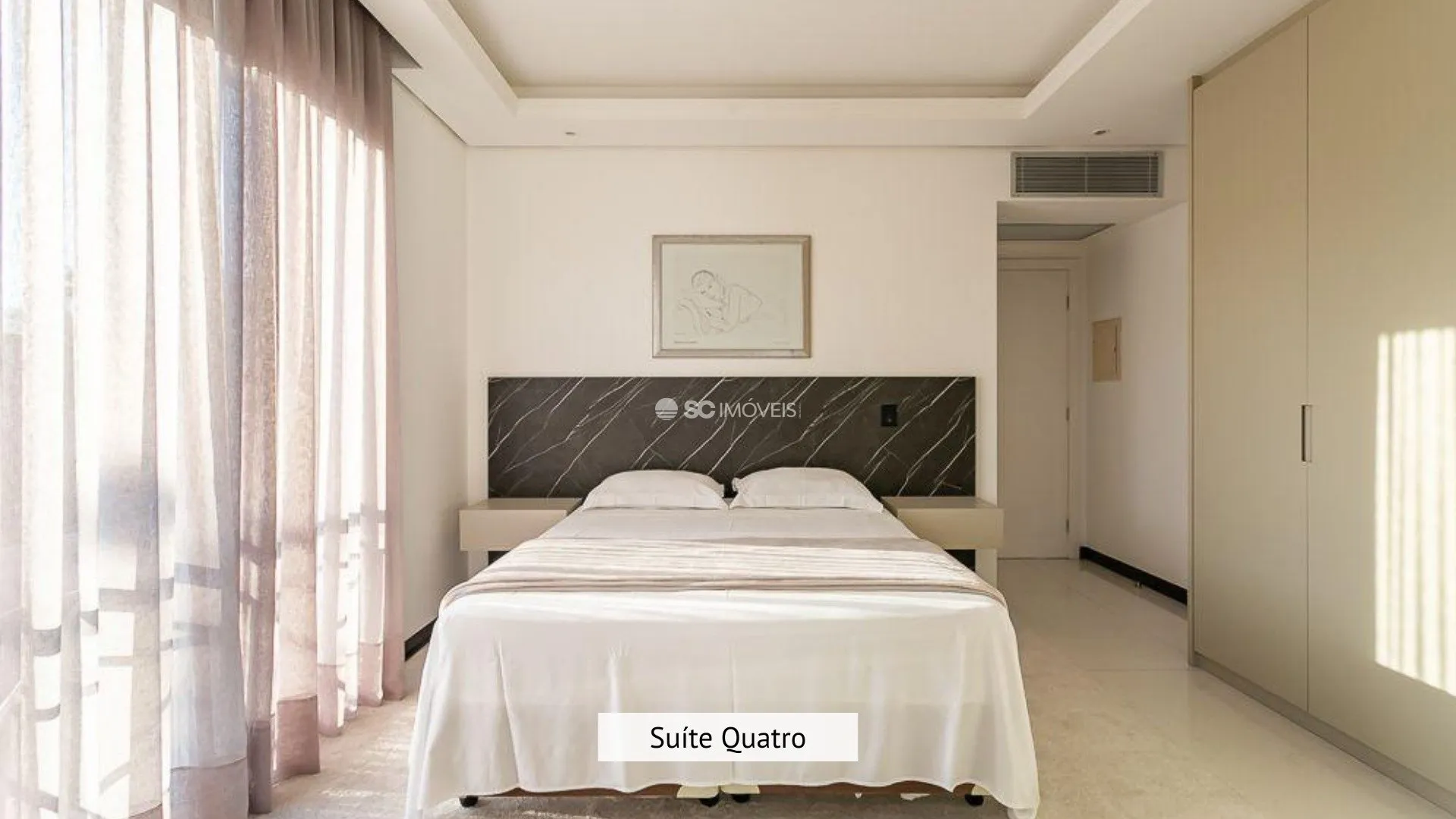 800 m² house with 6 en-suite rooms and 4 parking spaces — photo 35