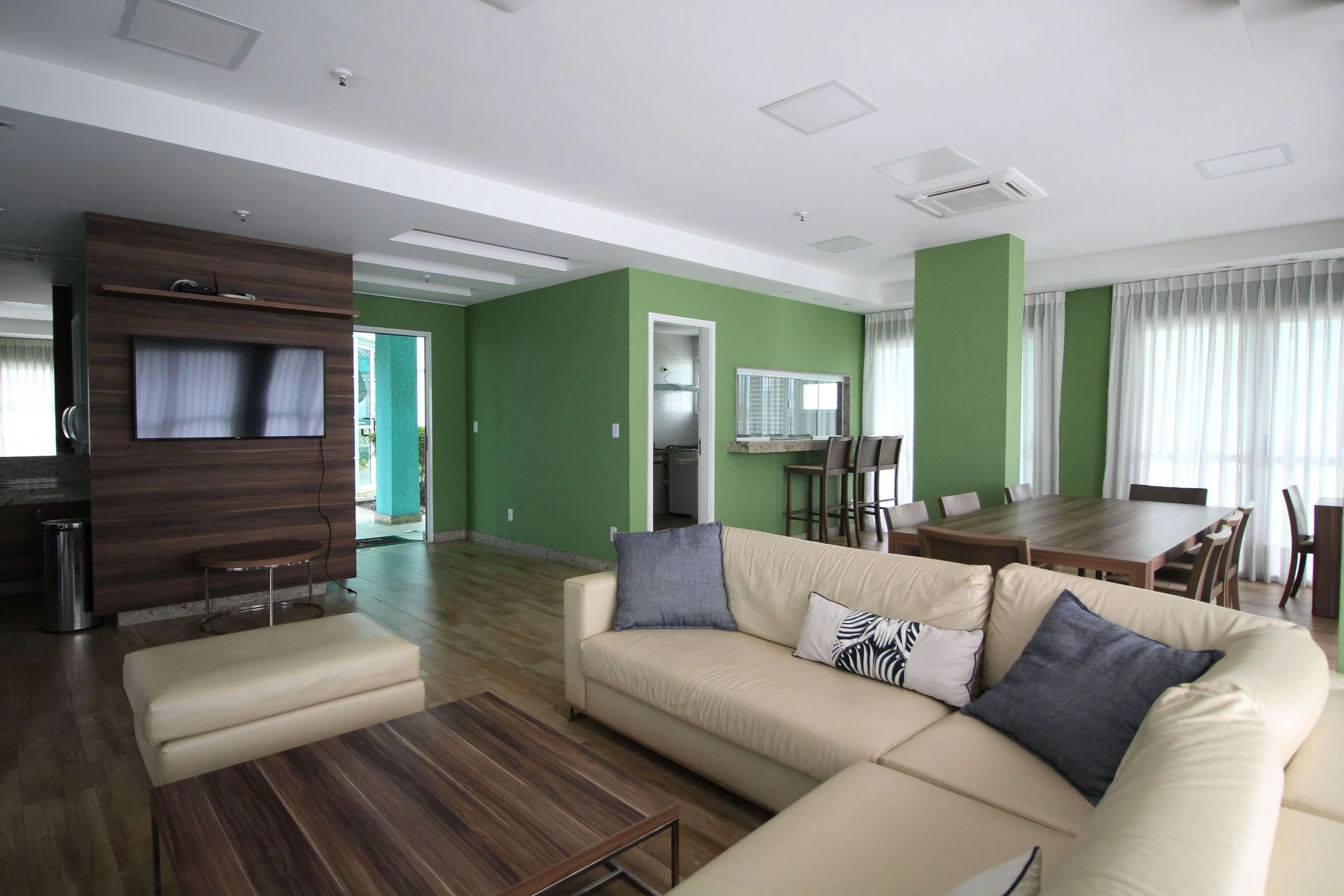 Furnished apartment, 80 m², with a washing machine — photo 15
