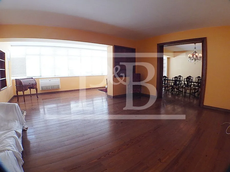 4-bedroom apartment with 3 bathrooms, 420 m² — photo 14