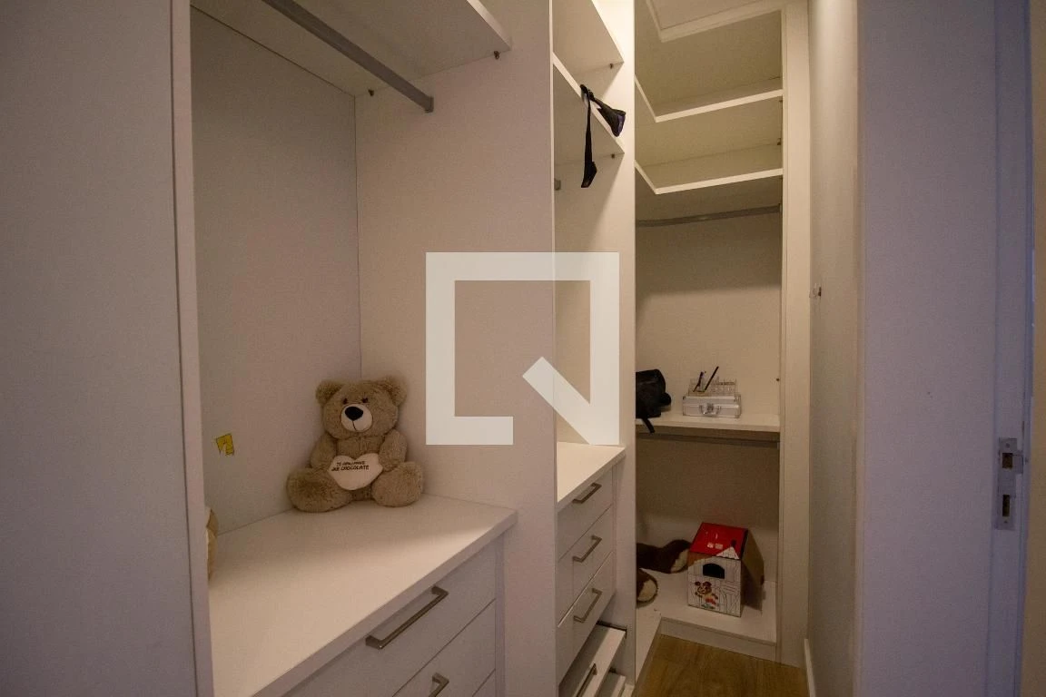4-bedroom house with a bathtub in Rio de Janeiro — photo 21