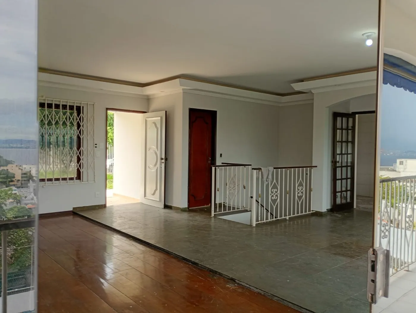 Furnished rental house with 3 bedrooms and 5 bathrooms — photo 27
