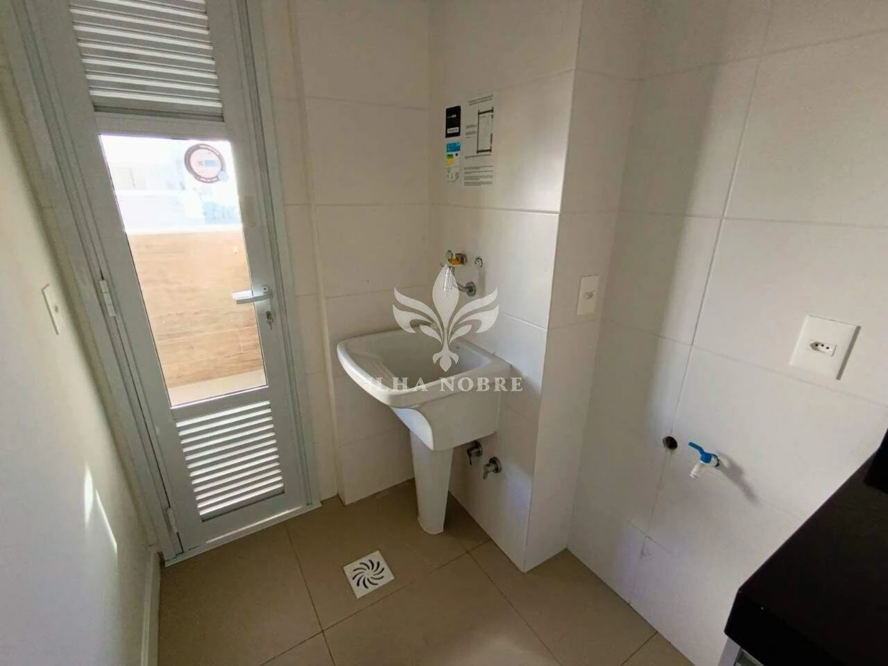 2-bedroom apartment with a private BBQ — photo 26