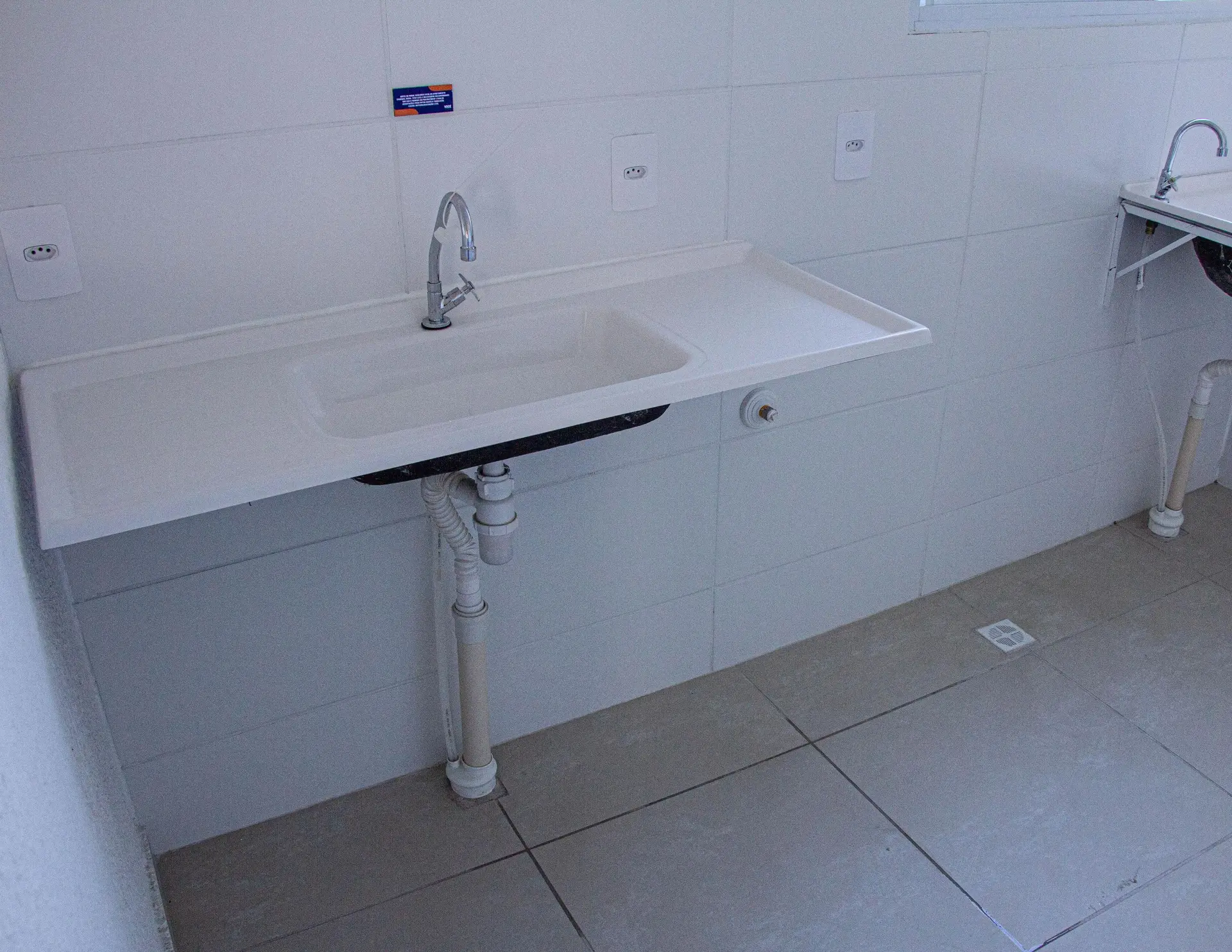 Apartment with 2 bedrooms and a compact kitchenette — photo 3