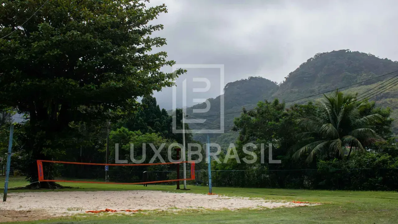 Casa com 5 quartos, 647 m² e churrasqueira na varanda — photo 33