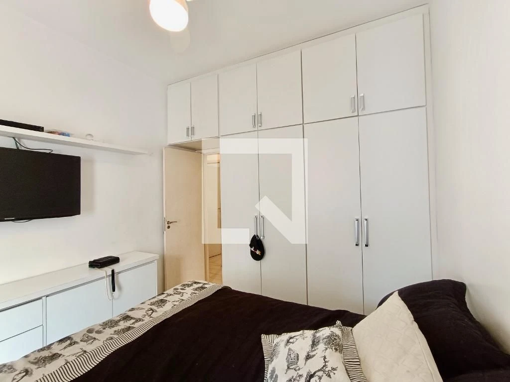 Furnished apartment with private yard and BBQ — photo 11