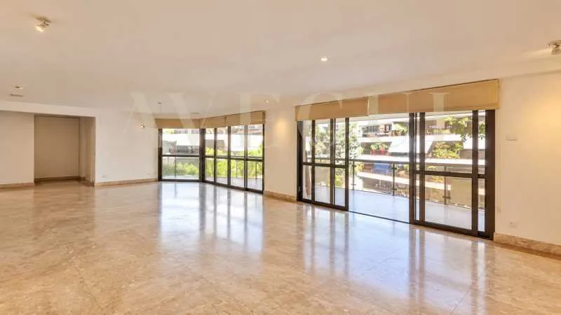 Apartamento de 3 quartos em condomínio com piscina aquecida — photo 3