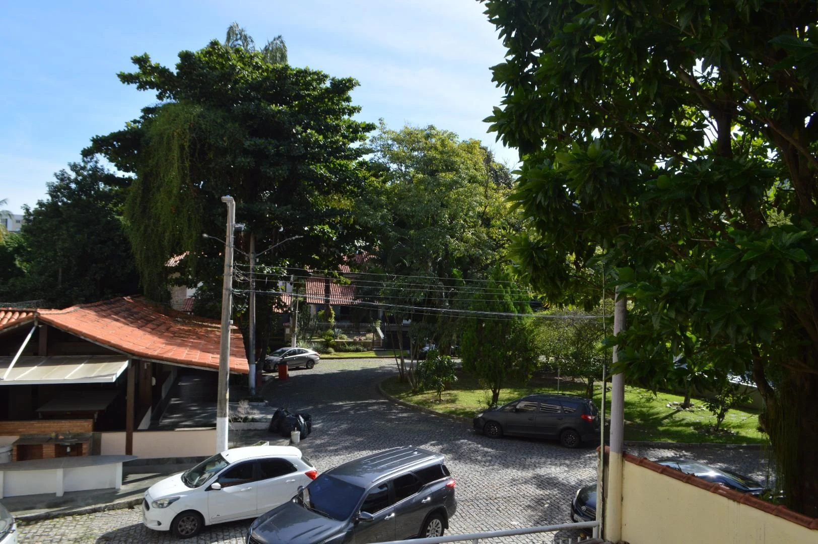 House, 362 m², with a jacuzzi — photo 80