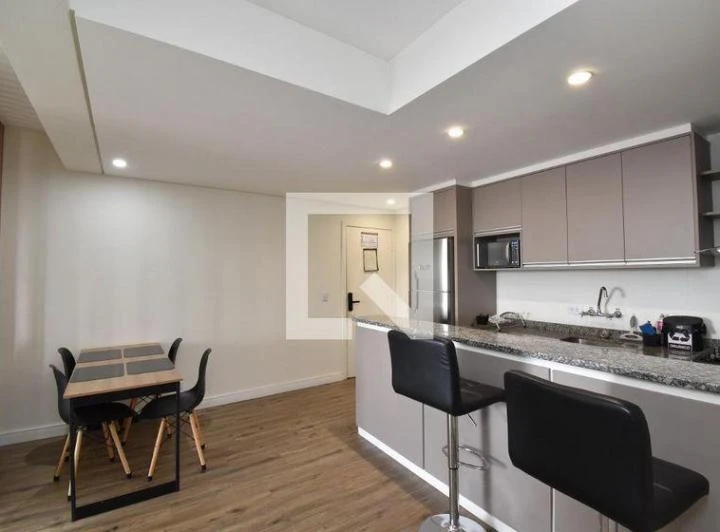 Apartamento de 1 quarto com 67 m² e sacada — photo 7