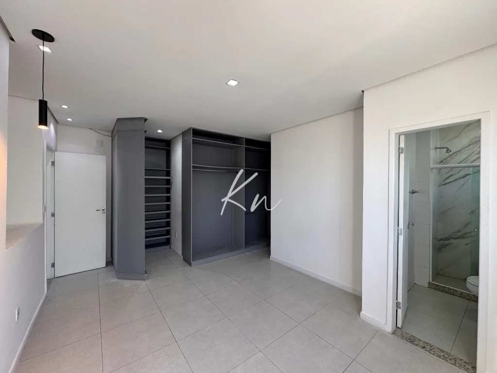 210 m² unfurnished apartment with 3 bedrooms and 5 baths — photo 32