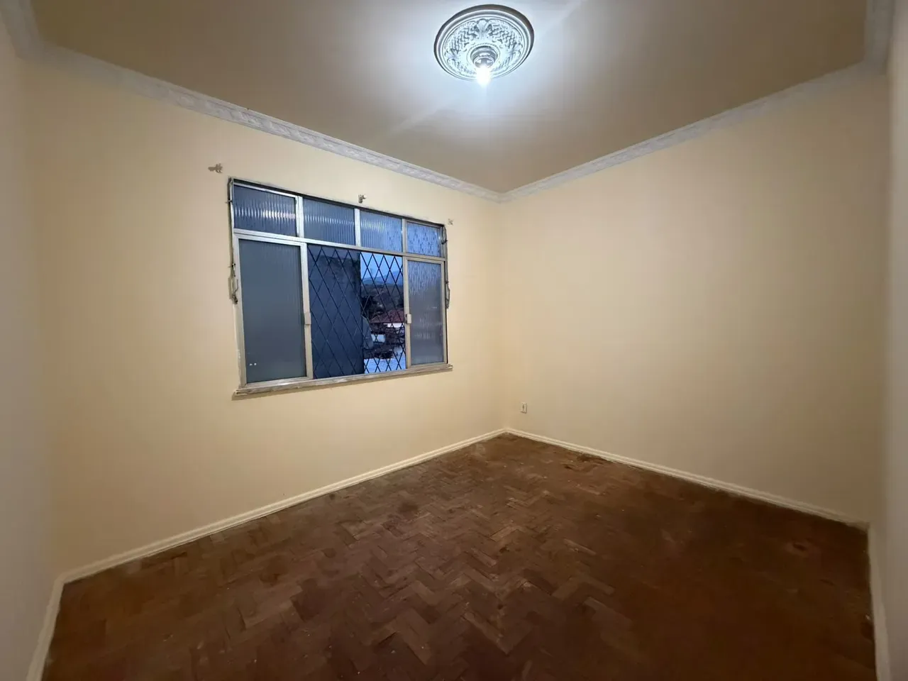 Wood or laminate floors in a 3-bedroom house, 83 m² — photo 17