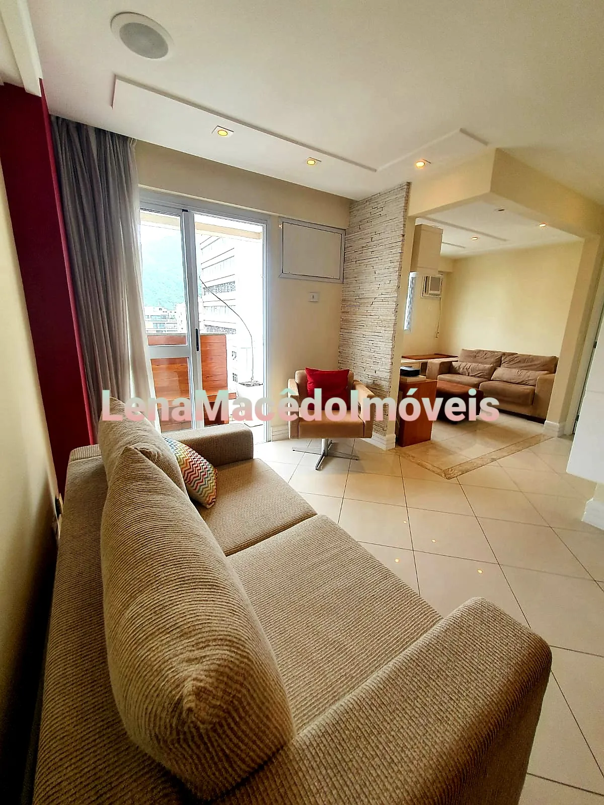 2-bedroom apartment with 2 bathrooms and a balcony — photo 12