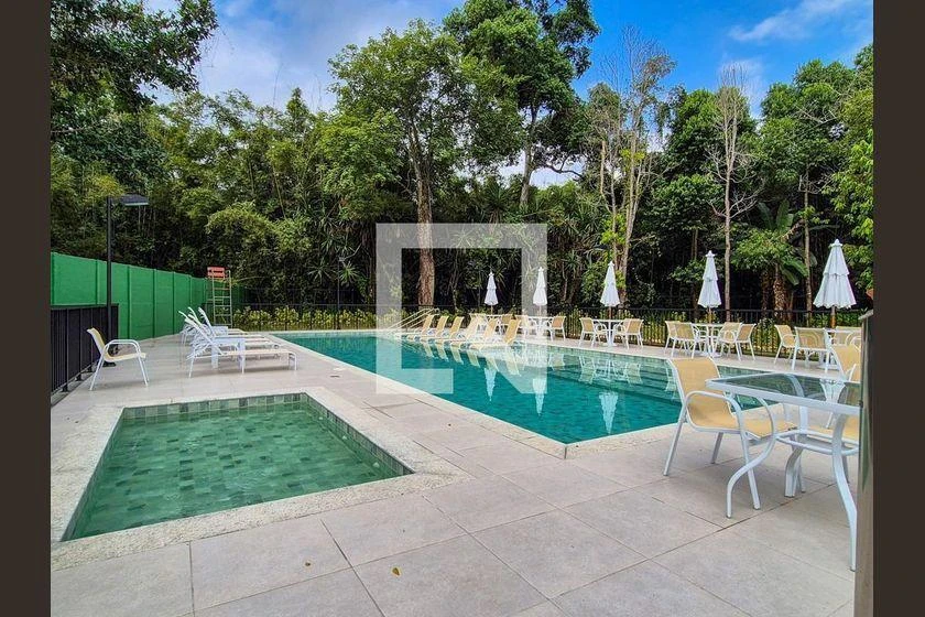 Apartamento de aluguel mobiliado com 2 quartos e varanda — photo 35