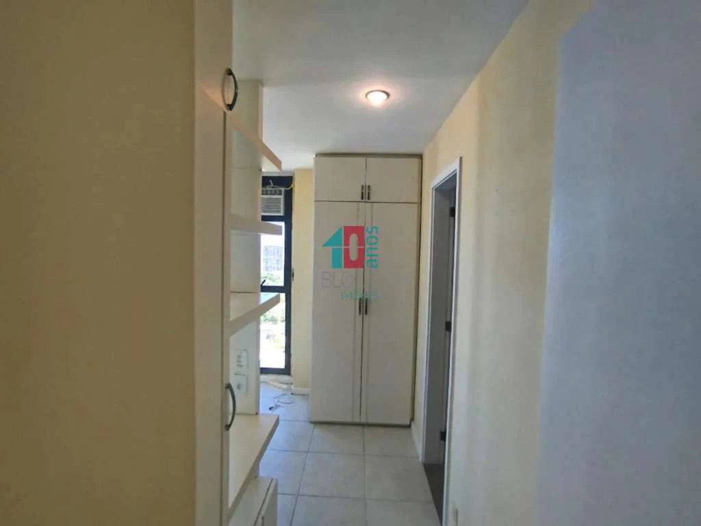 Duplex penthouse with 3 en-suite bedrooms and 200 m² — photo 27