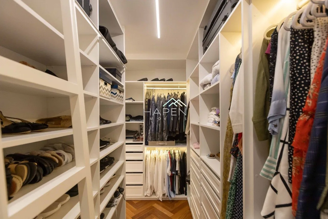 Квартира 215 м² с 3 спальнями-сюитами и 5 ванными — photo 30