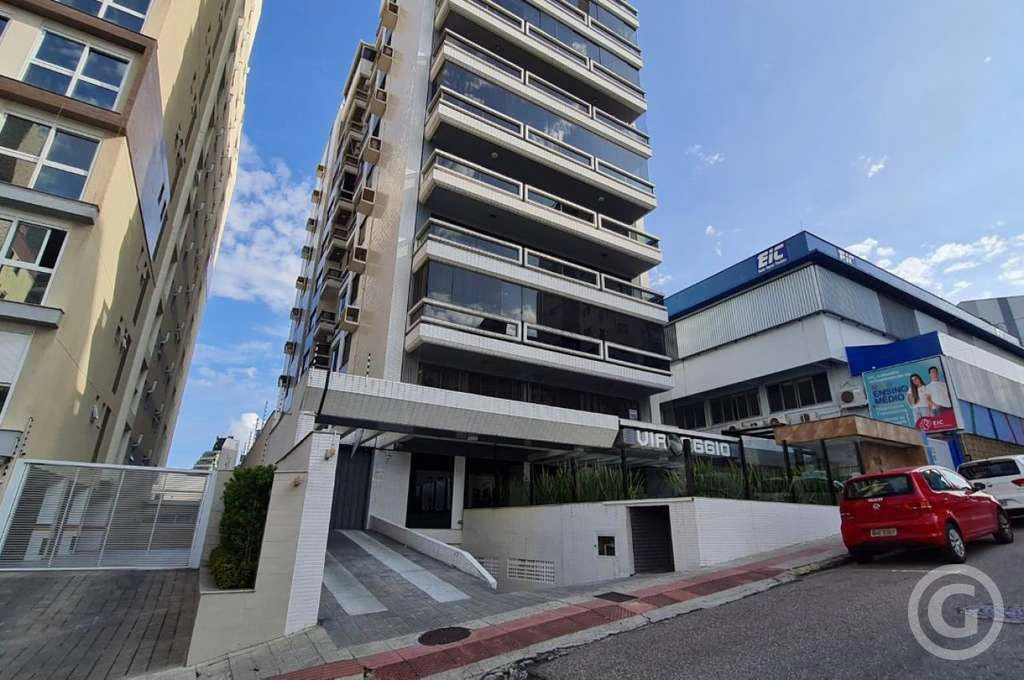 Квартира 147 м² з 3 спальнями та заскленим балконом — photo 2