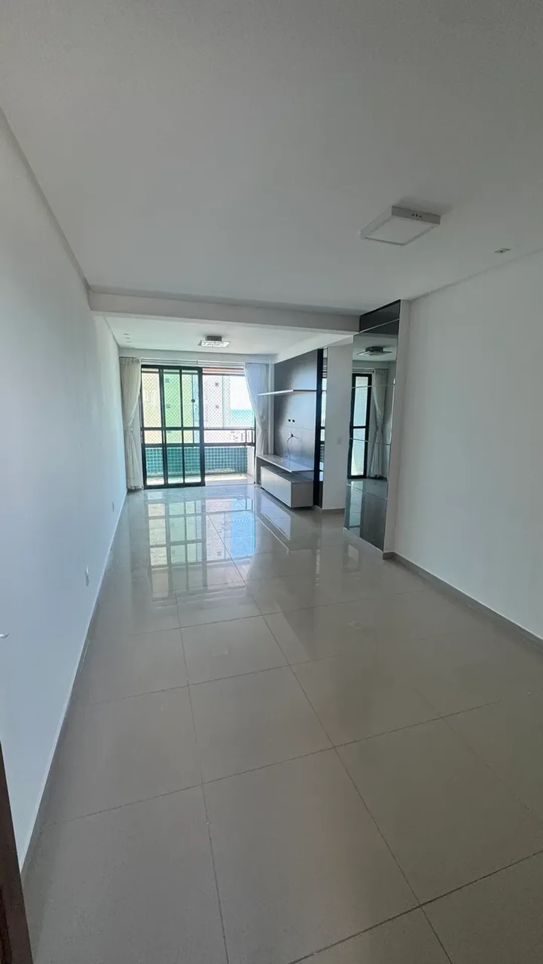 Apartment on the 18th floor with a washing machine — photo 22